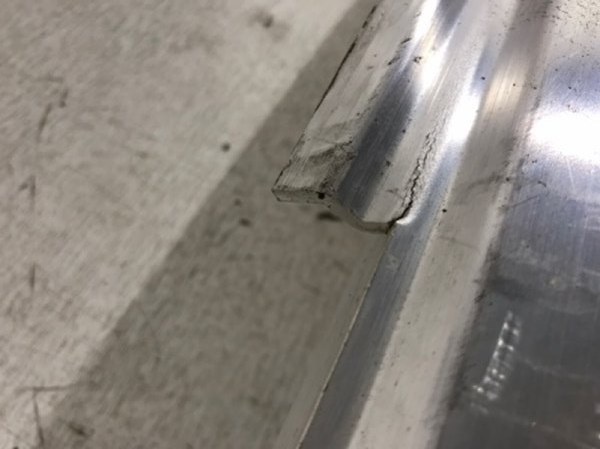 Усилитель заднего бампера