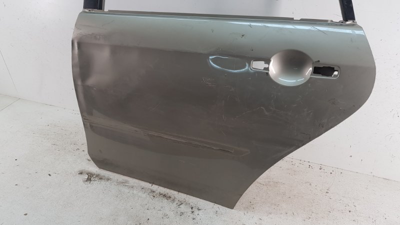Дверь задняя левая