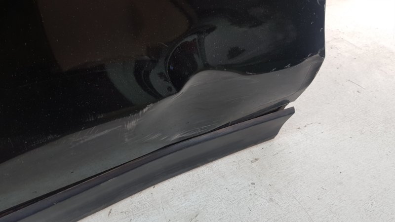 Дверь задняя правая