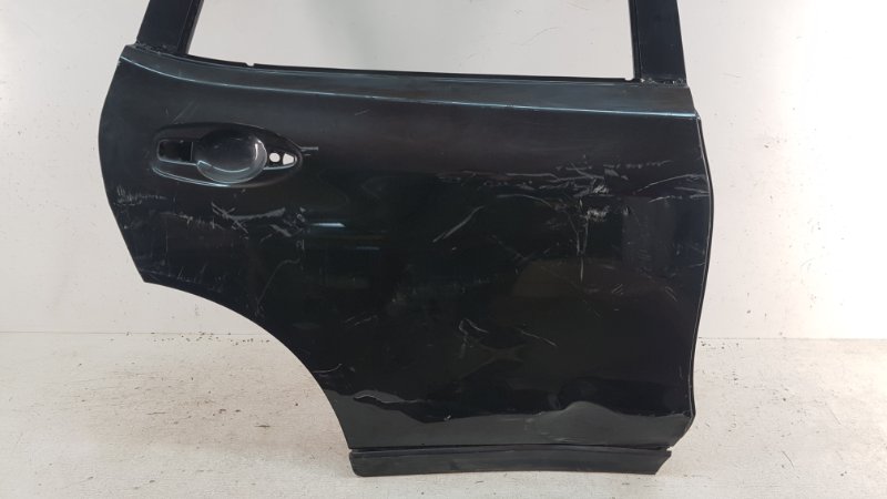 Дверь задняя правая