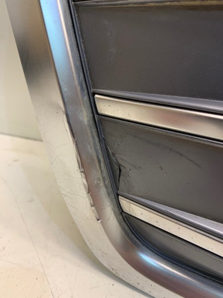 Решетка радиатора