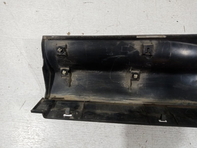 Накладка двери задней правой