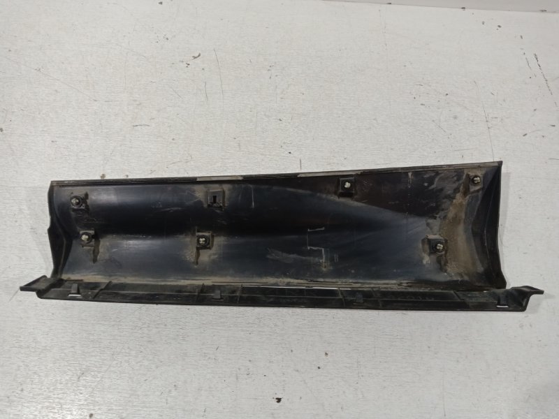 Накладка двери задней правой