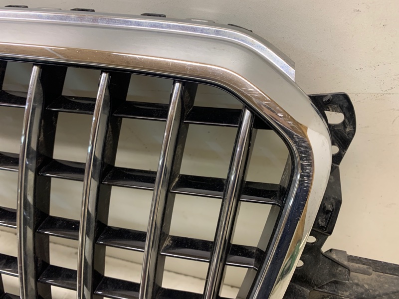 Решетка радиатора