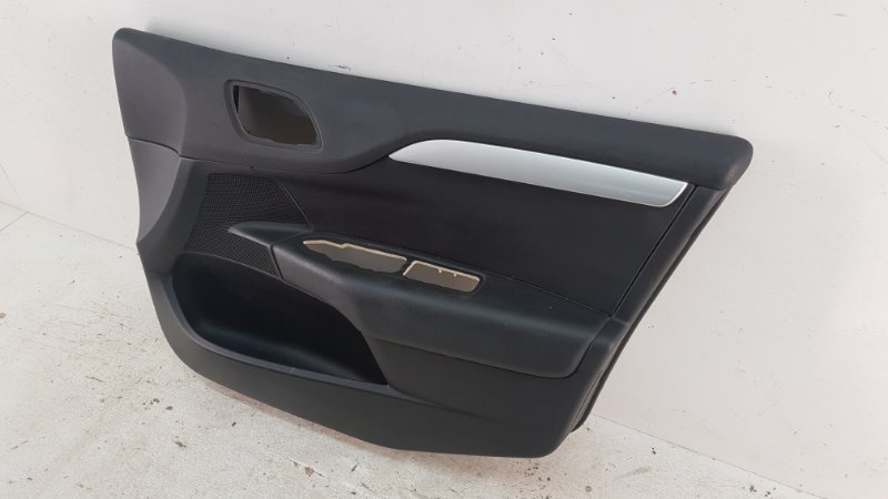 Обшивка двери