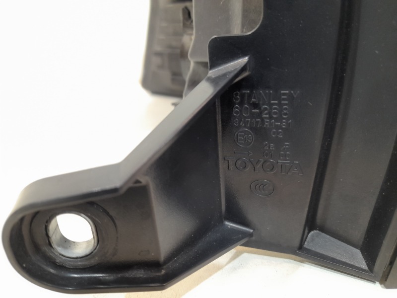 Фонарь задний правый