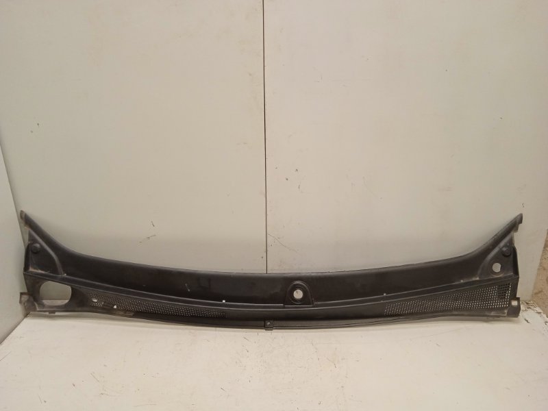 Решетка стеклоочистителей (Жабо)