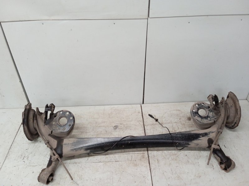 Балка задняя