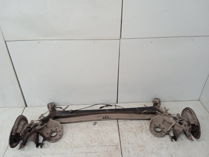 Балка задняя