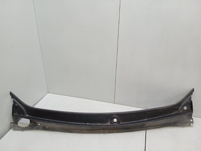 Решетка стеклоочистителей (Жабо)