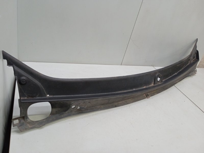 Решетка стеклоочистителей (Жабо)