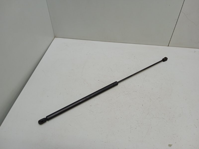 Амортизатор капота