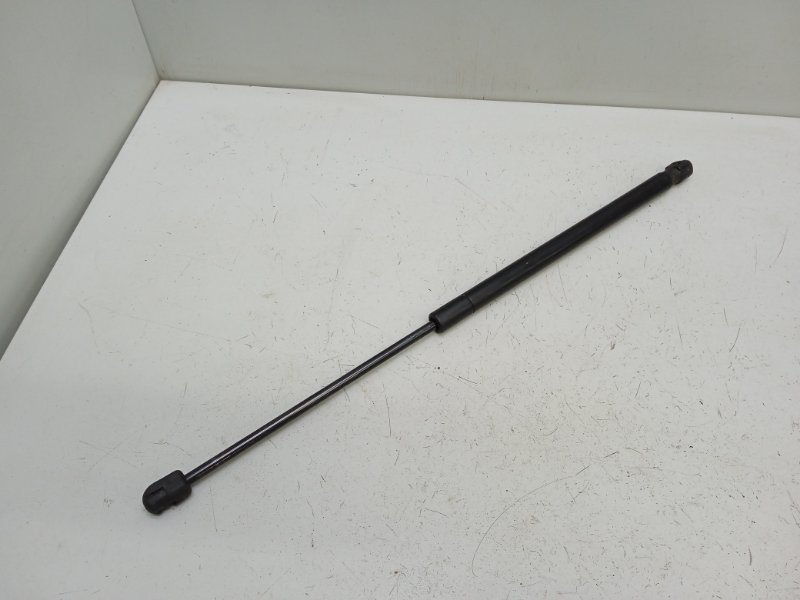 Амортизатор капота