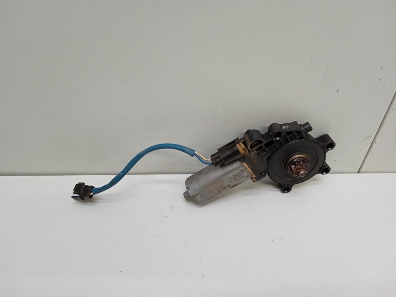 Моторчик стеклоподъемника