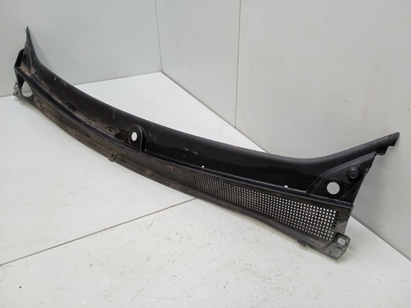 Решетка стеклоочистителей (Жабо)