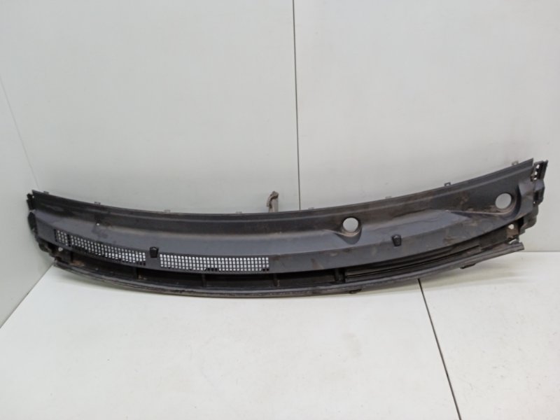 Решетка стеклоочистителей (Жабо)