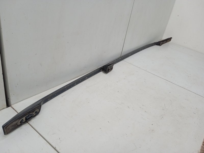 Рейлинг (релинг) правый (планка на крышу)