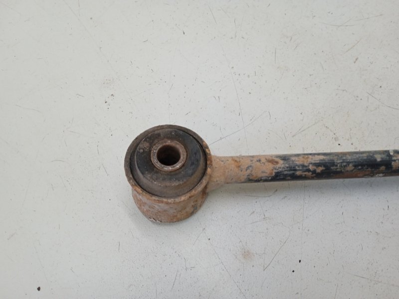 Тяга задняя продольная