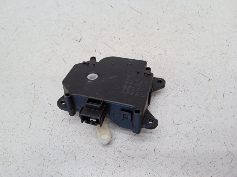 Моторчик заслонки печки