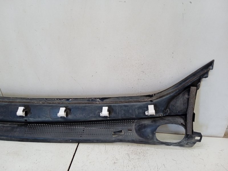 Решетка стеклоочистителей (Жабо)