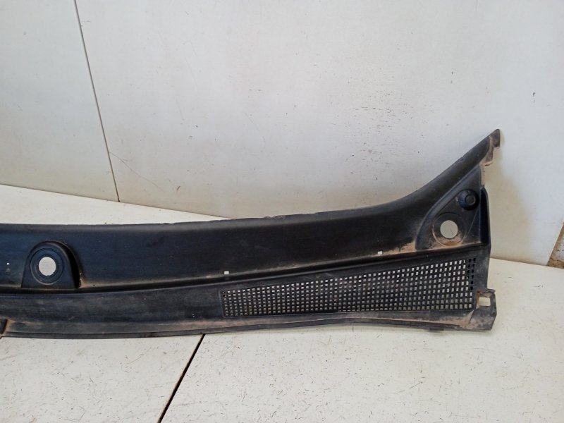 Решетка стеклоочистителей (Жабо)