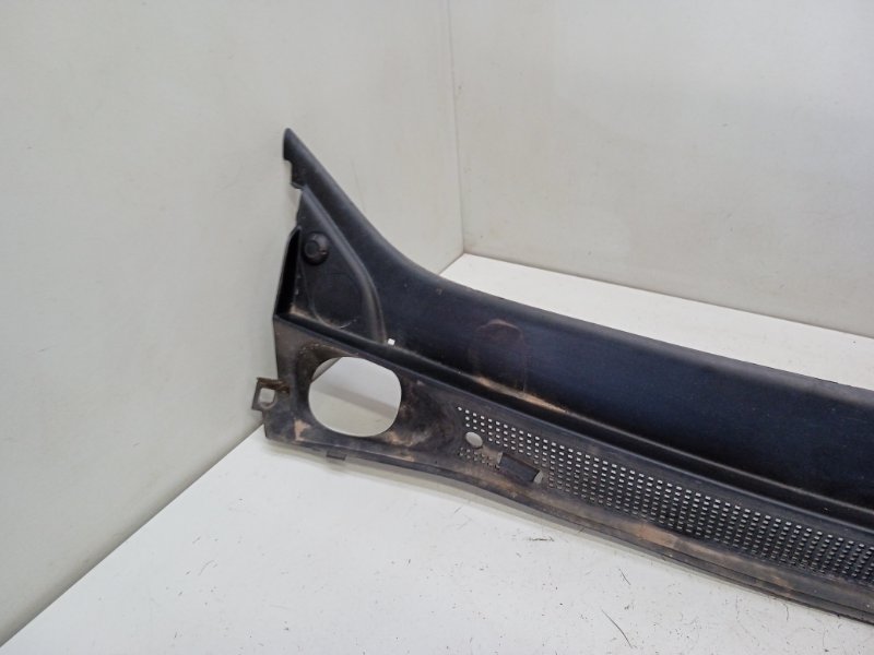 Решетка стеклоочистителей (Жабо)