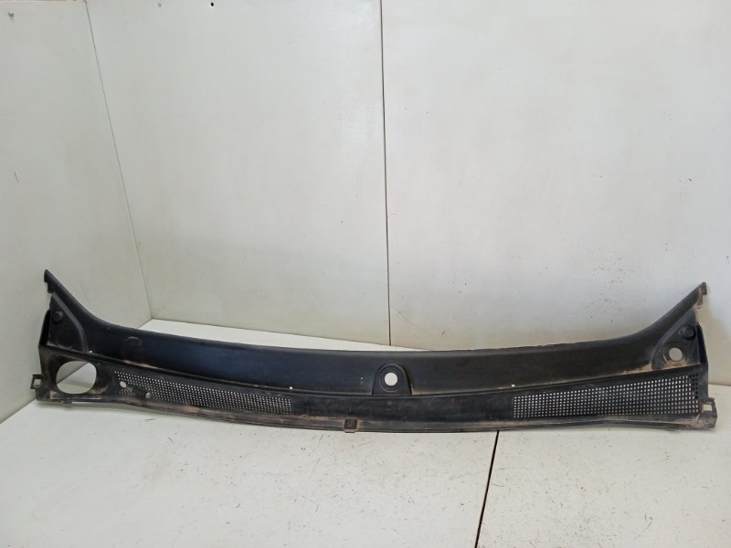 Решетка стеклоочистителей (Жабо)