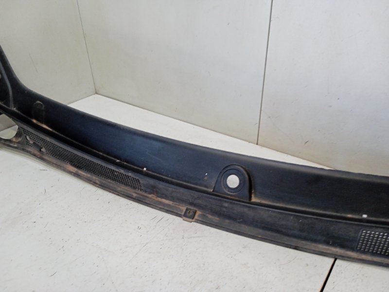 Решетка стеклоочистителей (Жабо)