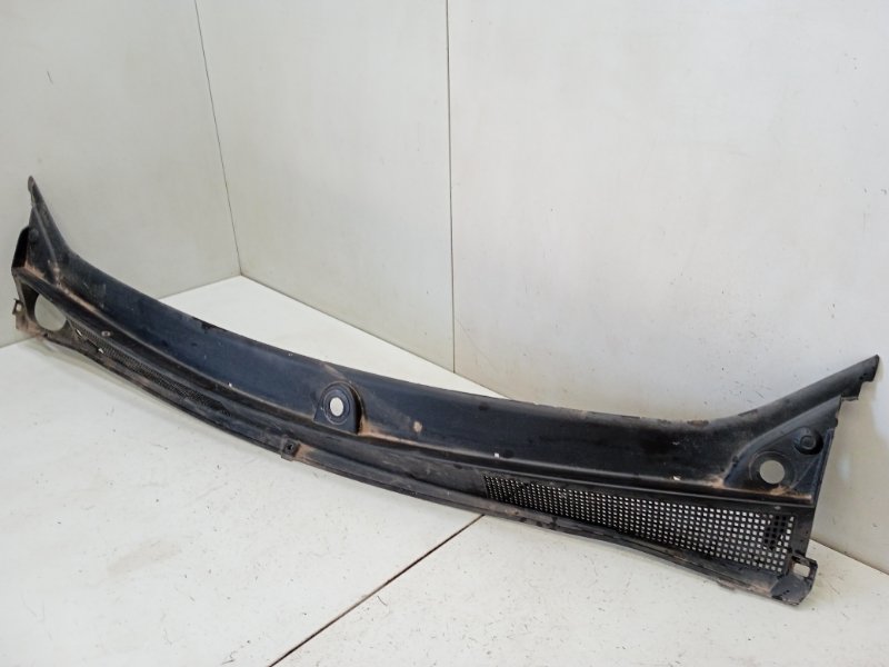 Решетка стеклоочистителей (Жабо)