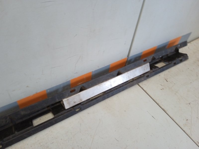 Накладка на порог (наружная)