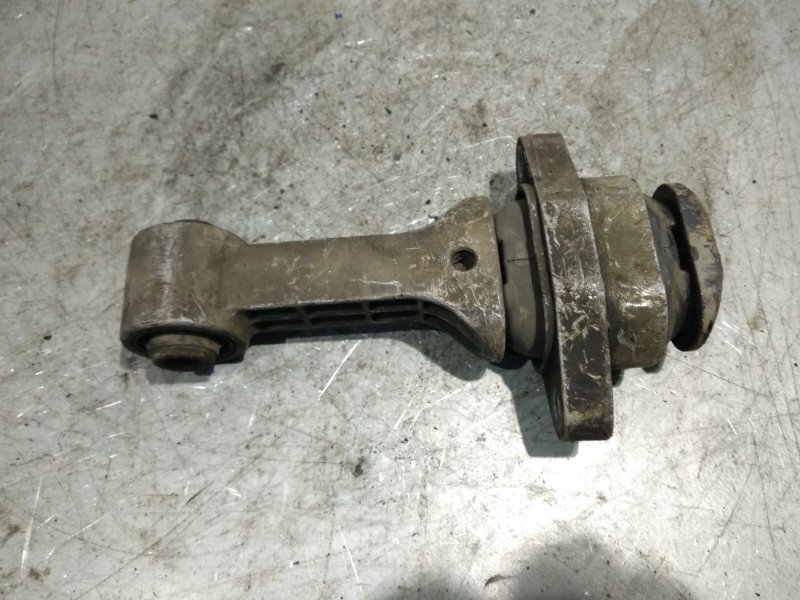 Опора двигателя