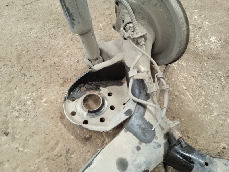 Балка задняя