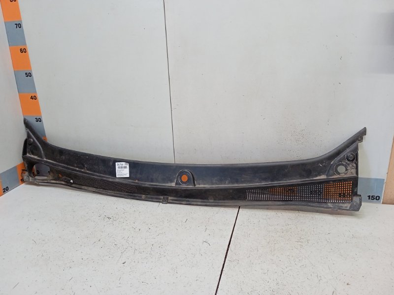 Решетка стеклоочистителей (Жабо)