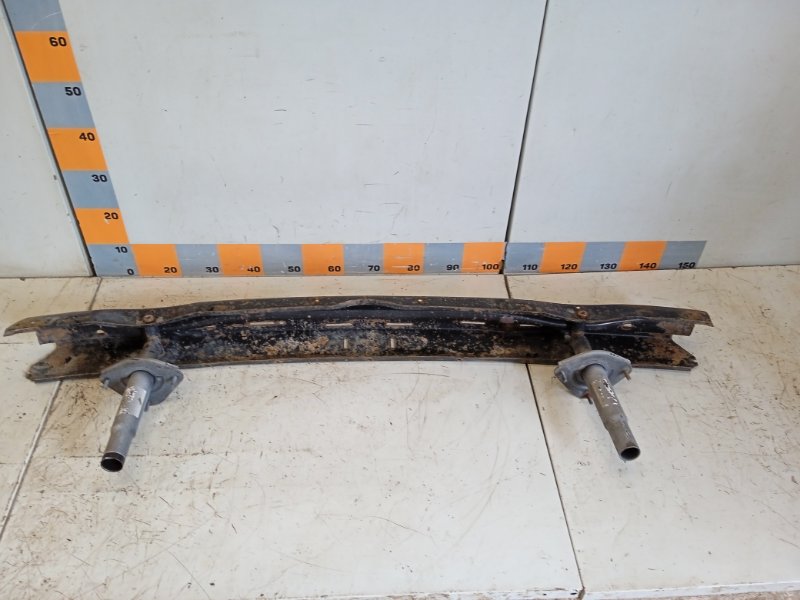 Усилитель заднего бампера