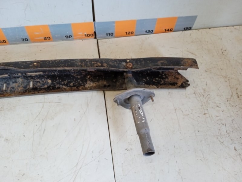 Усилитель заднего бампера