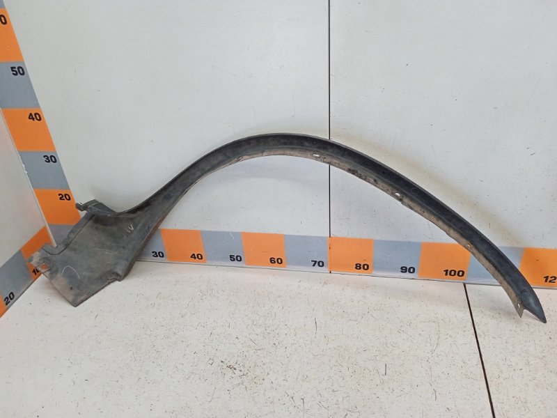 Накладка переднего крыла левого