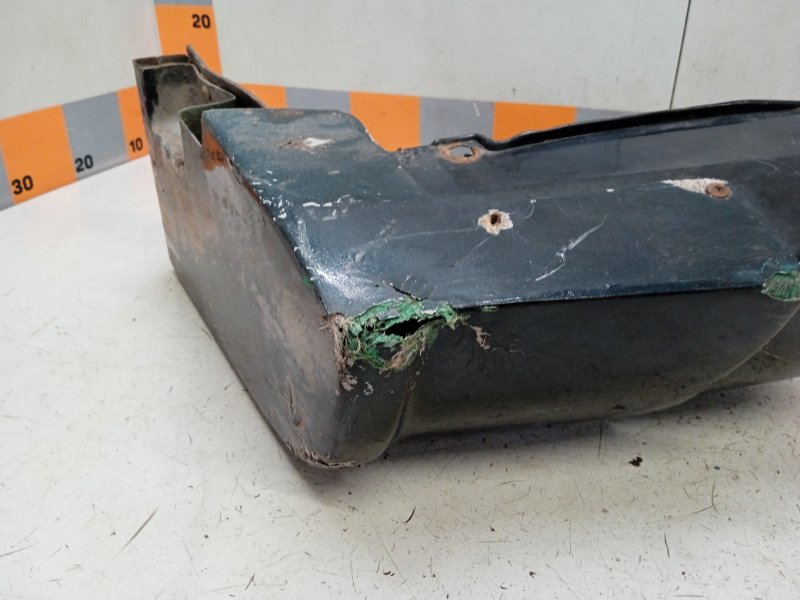 Накладка заднего бампера