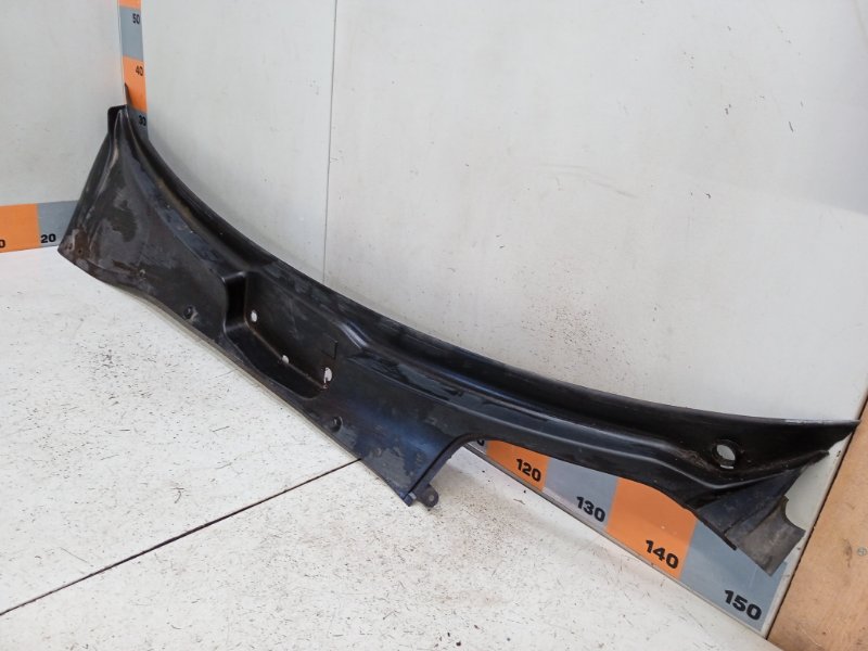 Решетка стеклоочистителей (Жабо)