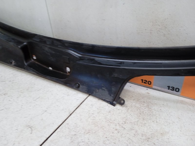 Решетка стеклоочистителей (Жабо)