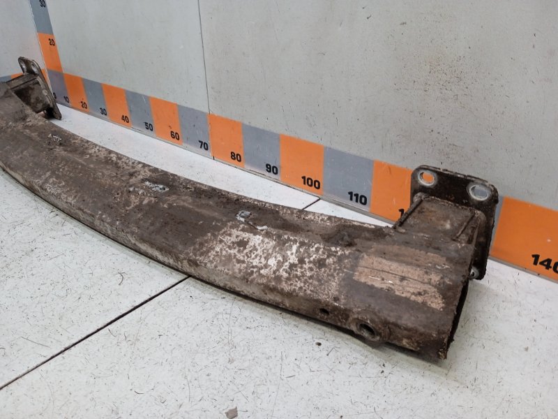 Усилитель заднего бампера