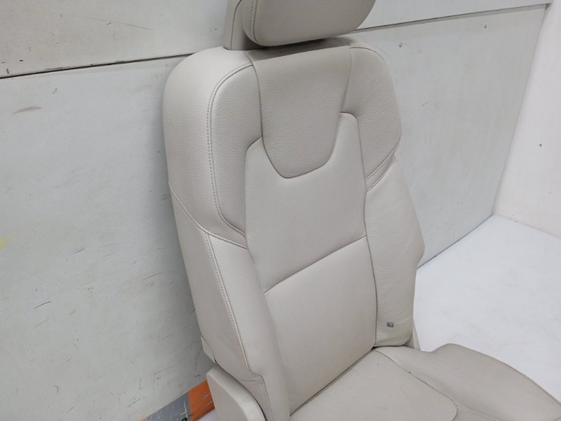 Сиденье салонное