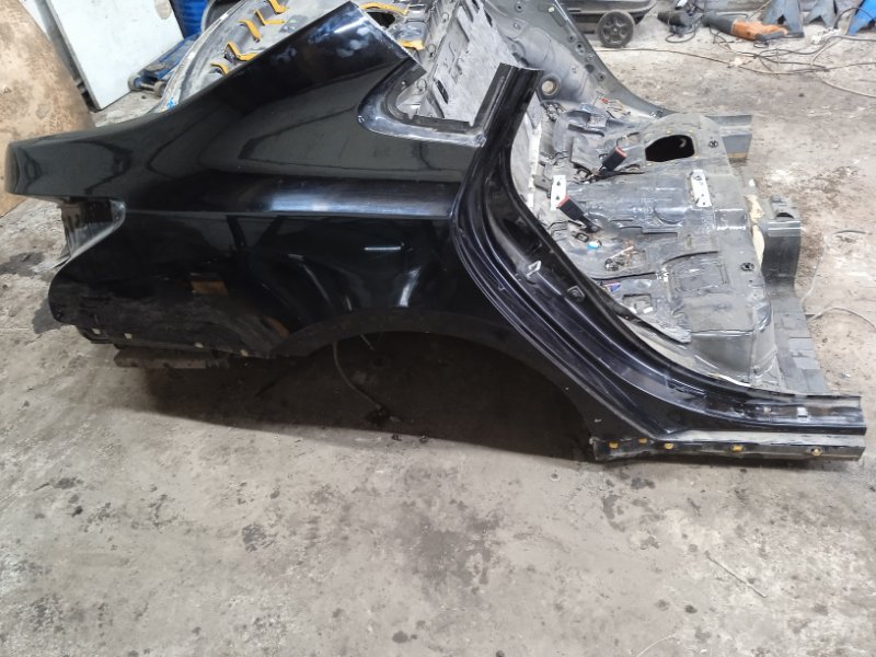 Крыло заднее правое