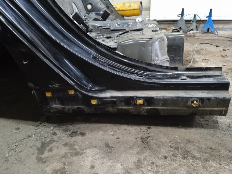 Крыло заднее правое