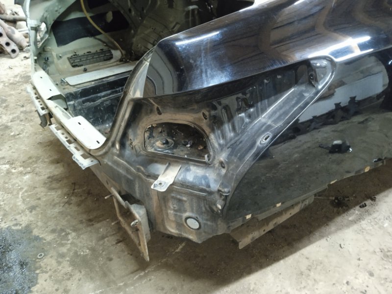 Крыло заднее правое