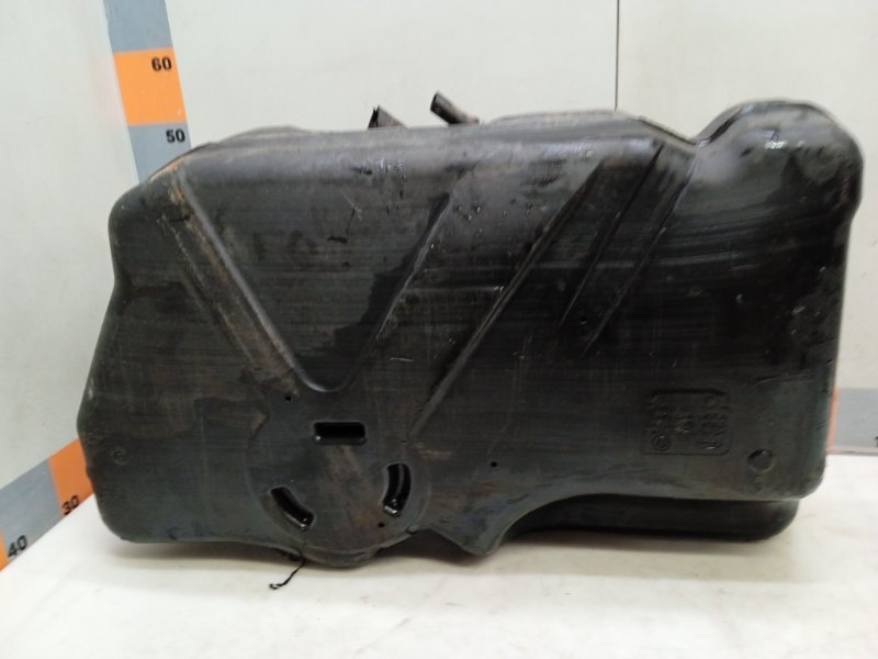 Бак топливный