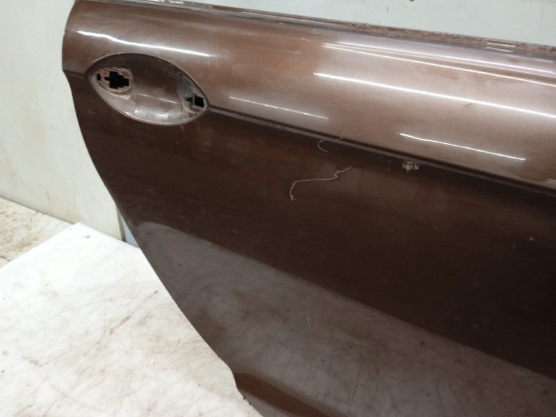 Дверь задняя правая