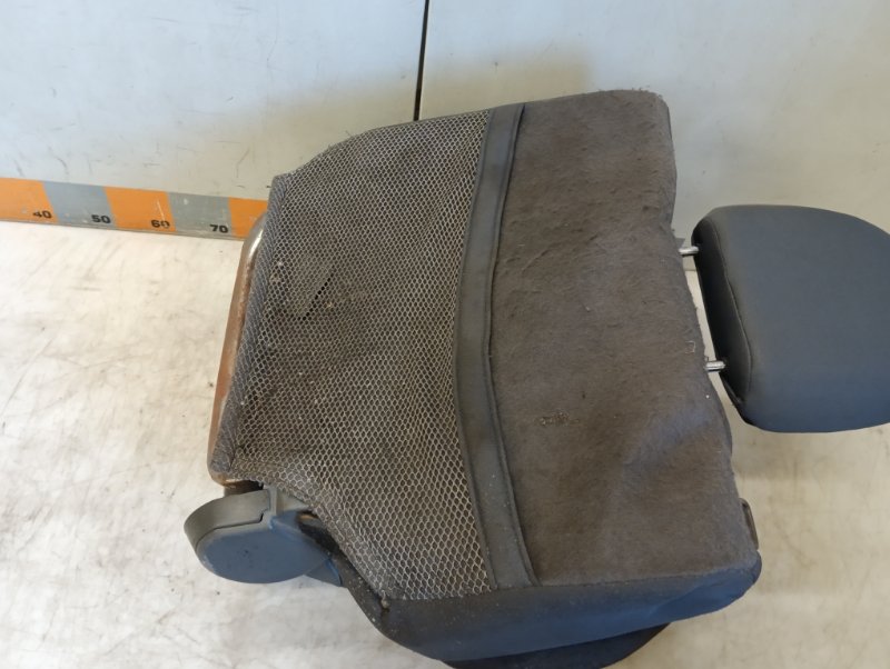 Сиденье салонное