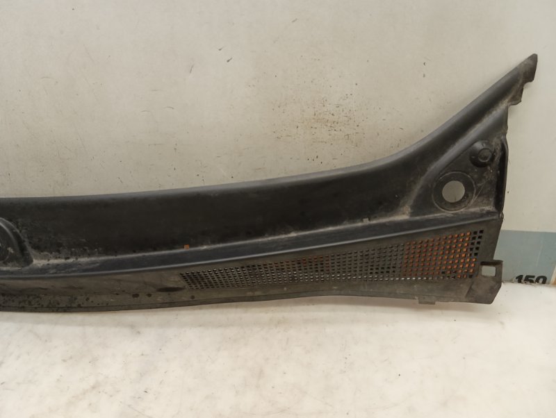 Решетка стеклоочистителей (Жабо)