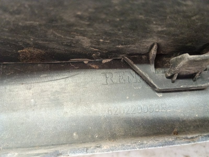 Бампер передний