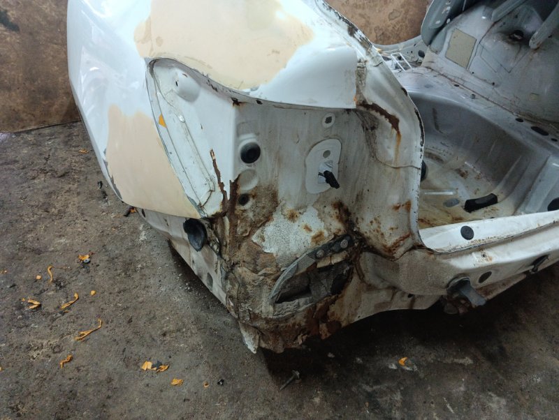 Кузовной элемент